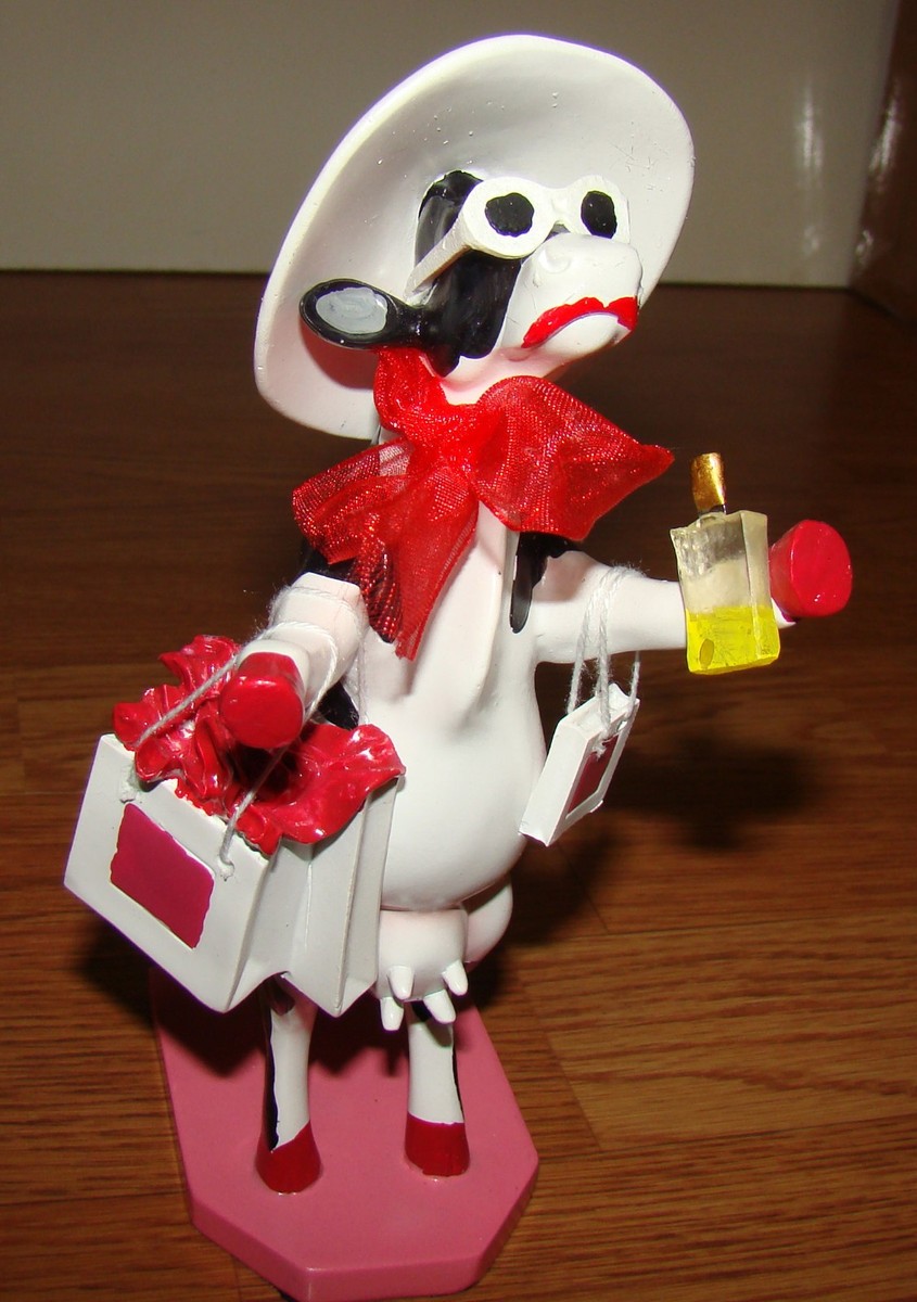 Cow Parade, ALPHADITE GODDESS of SHOPPING (16153) Manchester, 2005