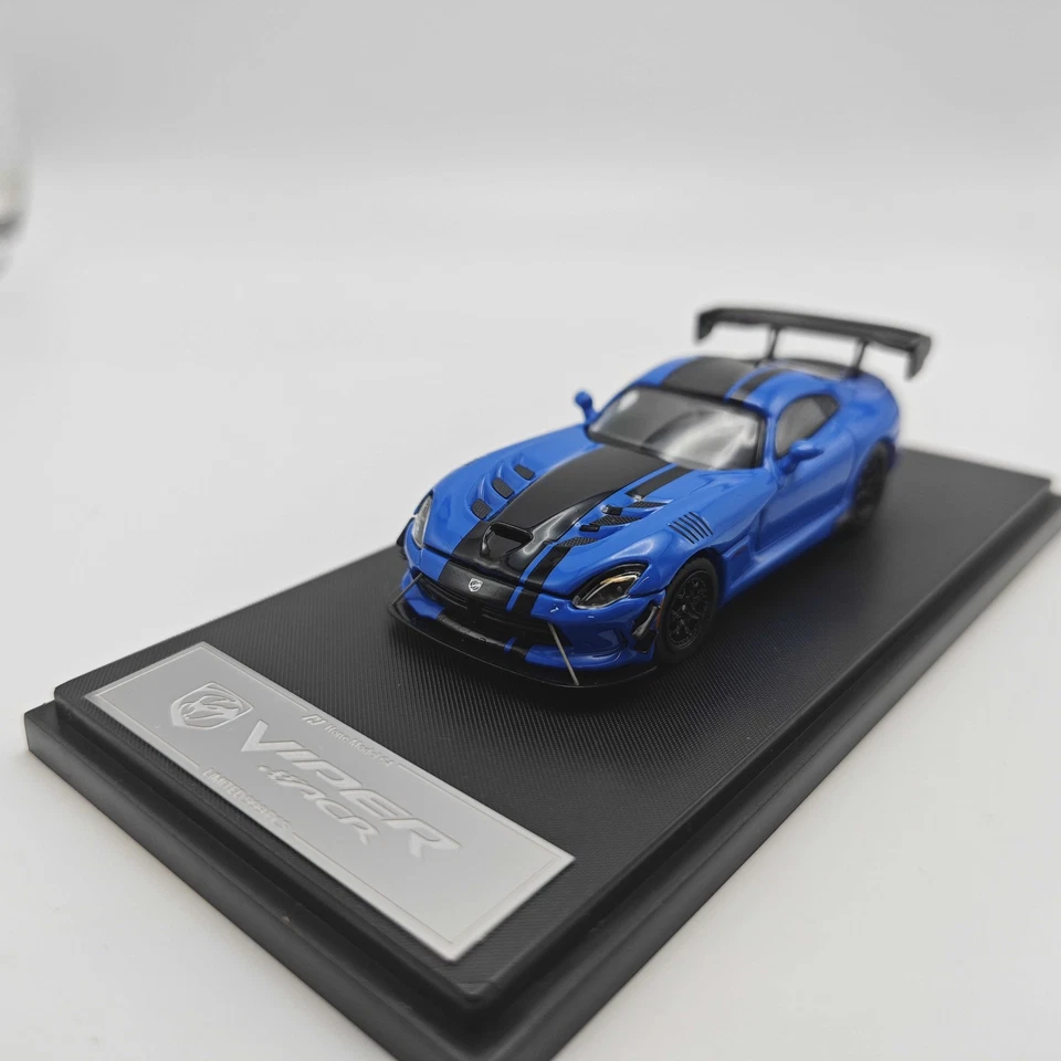 Hone Model 1/64 Dodge VIPER ACR Alloy Die Casting Car Model Ornament Gift - Image 3 of 4