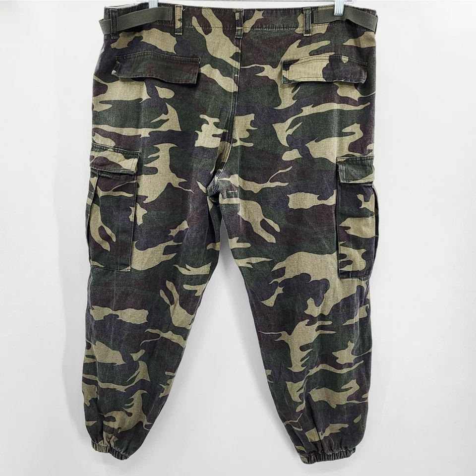 Fashion Nova Green Camo Cargo Pants Elasticized Ankles 100% Cotton Women's 2X - Image 2 of 4