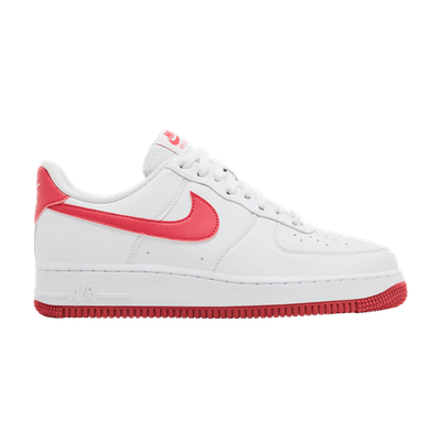 NIKE W AIR FORCE 1 '07 赤　バラ　24.5cmスニーカー NIKE W AIR FORCE 1 '07 赤 バラ 24.5cmスニーカー - メルカリ