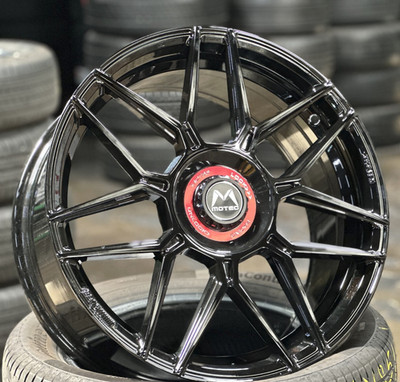1x 8,5x19 5x112 ET45 Motec MCT14 Gt.One Schwarz glanz Einzelstück NEU Felge blac