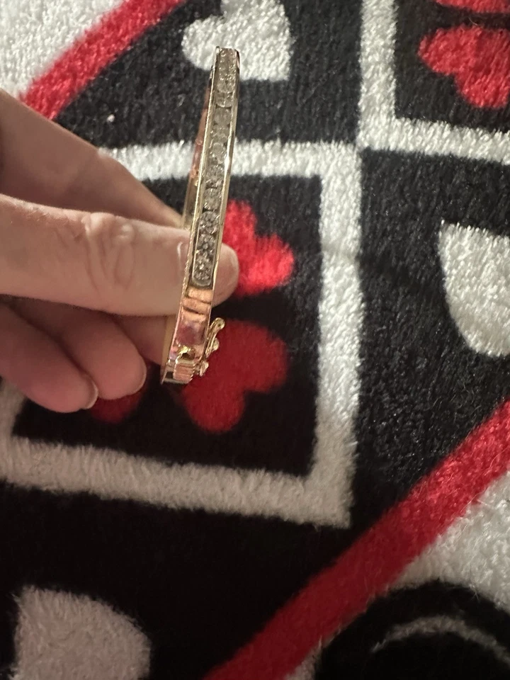 Brazalete Brazalete de Diamantes de Oro Amarillo 14 K con 21 Diámetro Brillante Redondo de 2,5 mm, Color G Foto 4 de 4