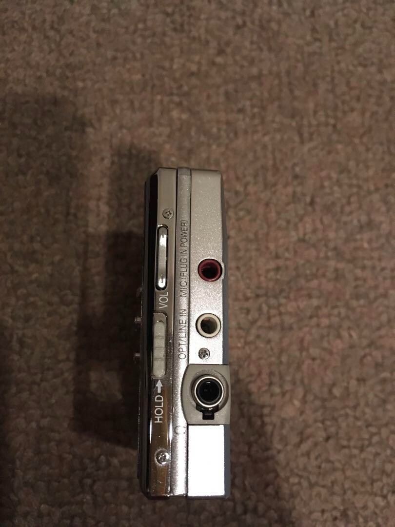 Panasonic SJ-MR250 Portable MD Recorder Walkman Mini Disc