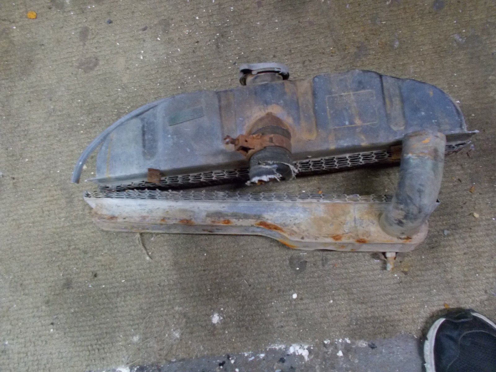 42 45 46 47 Chevy Radiator brass tanks OEM 3109032 gm Harrison rat rod ...