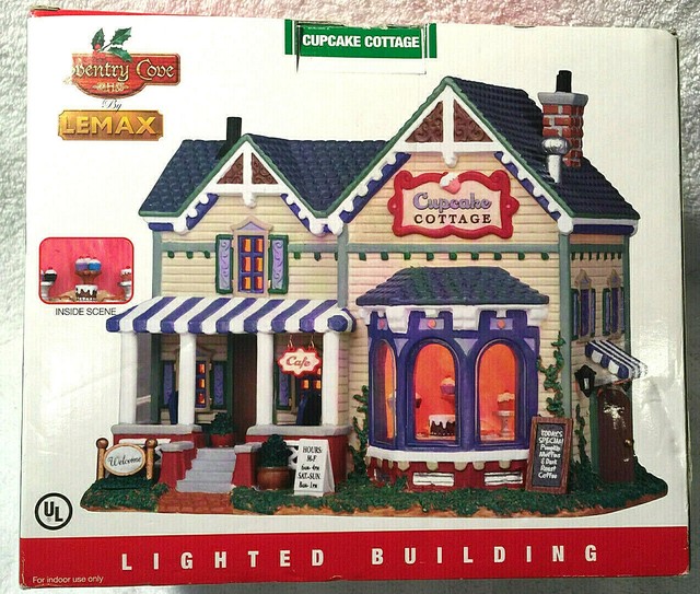 2010 Lemax Coventry Cove Cupcake Cottage Light Up Building For