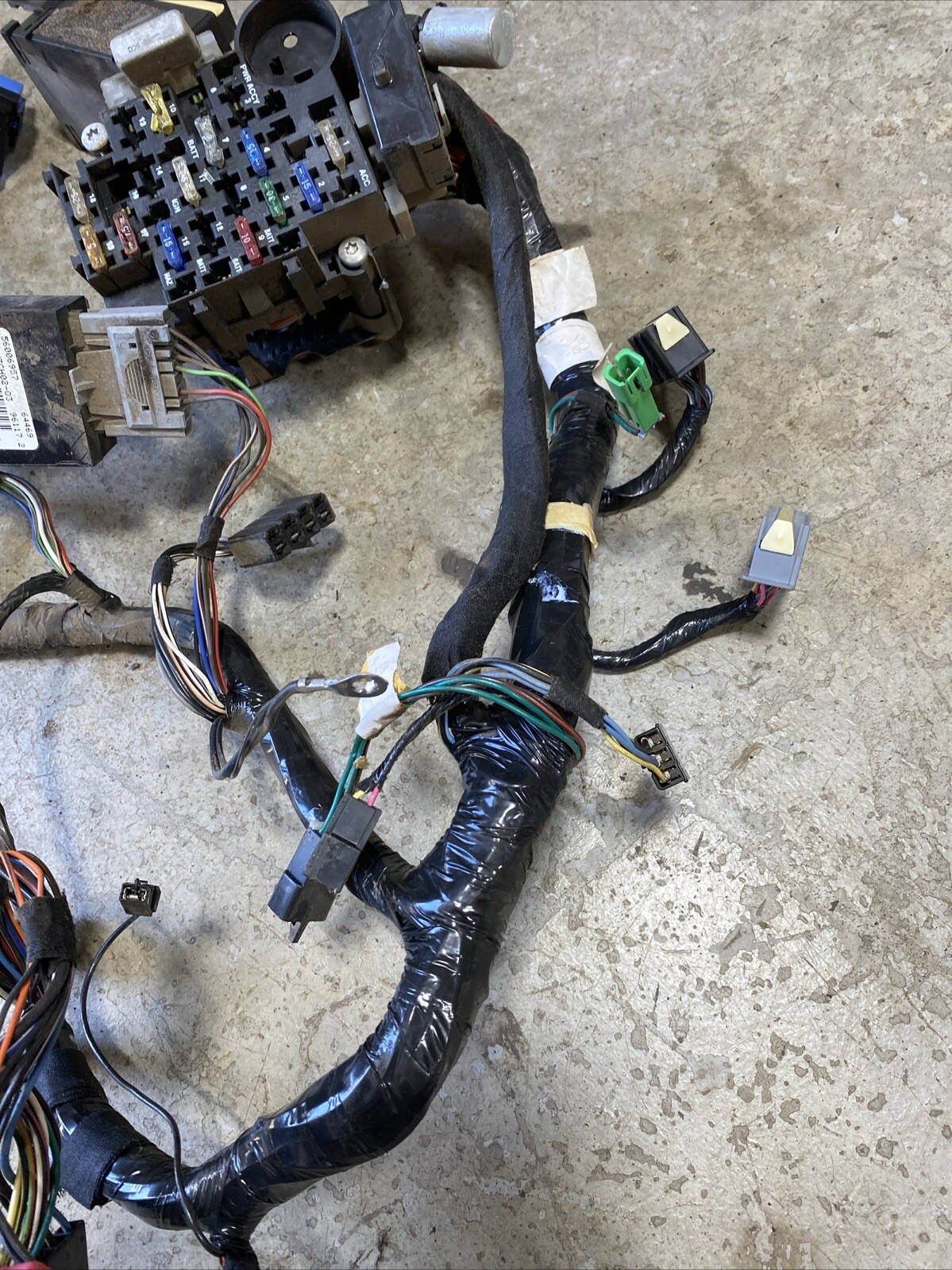 Picture 5 of 24