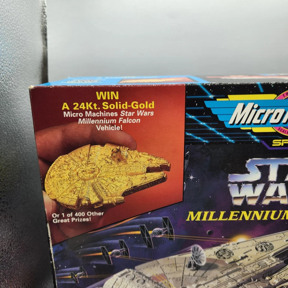 Vintage Micro Machines Star Wars Millennium Falcon Playset Figures Galoob 1990s - Image 4 of 4