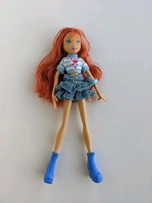 Winx Club School Bloom 2005 Rainbow Doll Fairy With Shoes, Bracelet & Outfit 