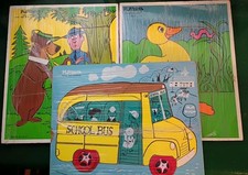 Lot of 3 Playskool Wood Tray Puzzles 16 Pieces Yogi Bear, School Bus, Duck B23