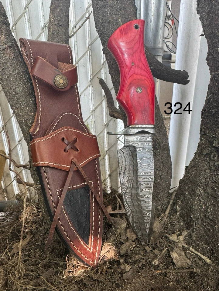 Cuchillo de caza de acero Damasco hecho a mano personalizado con fecha 324 Foto 4 de 4