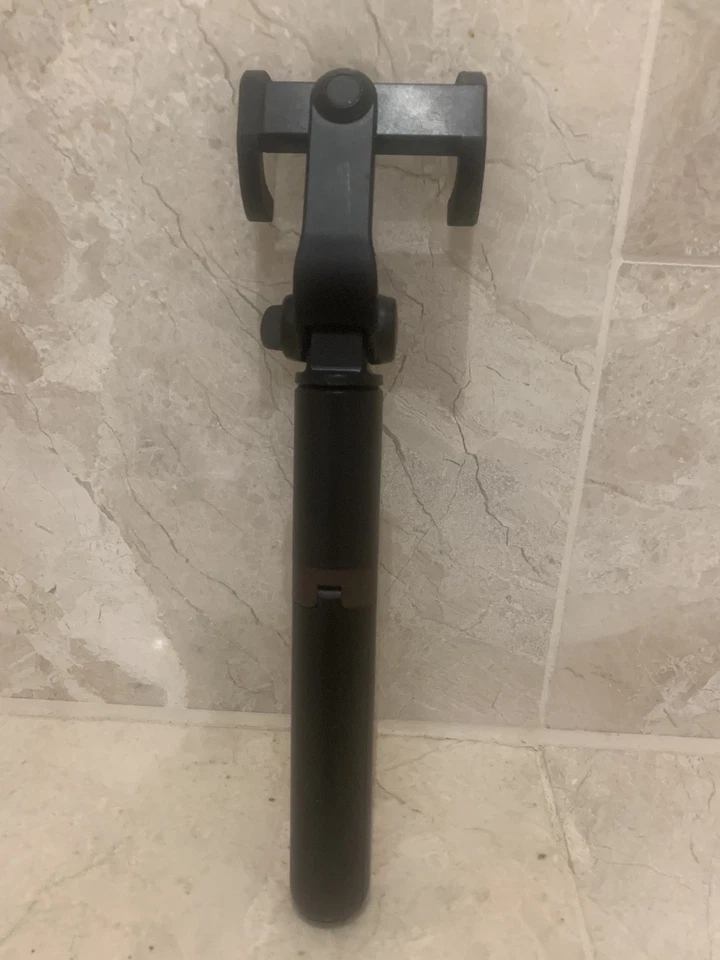 Blitzwolf Black Selfie Stick Extendable - Image 3 of 4