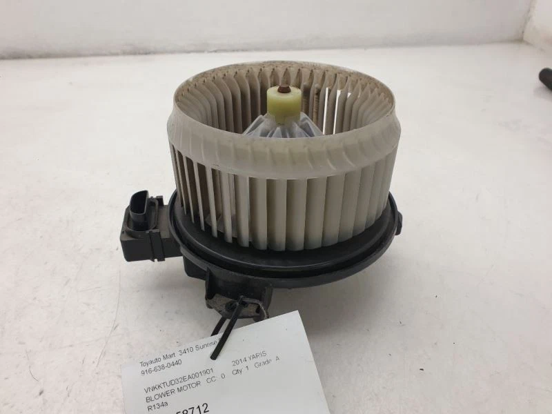 MOTOR SOPLADOR 12-18 TOYOTA YARIS 1,8 L AC  Foto 2 de 4