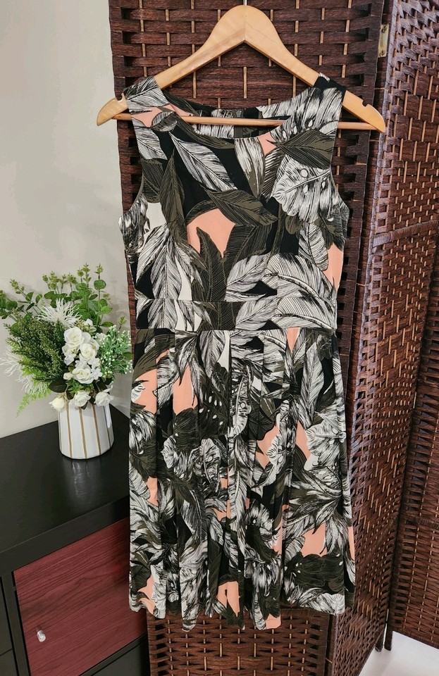Timeless By Vannessa Tong Fit And Flare Dress Size 8