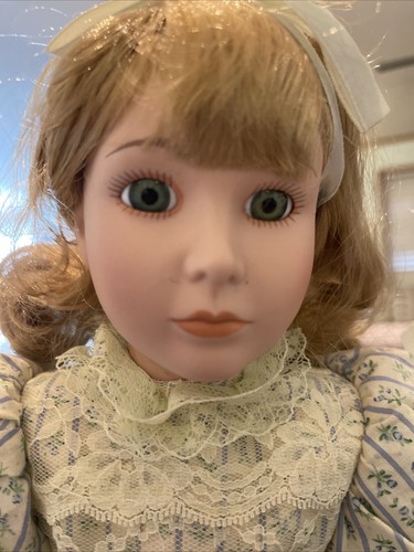 Vintage 18” MYD Heritage Porcelain Doll W/ Stand And Tag - Picture 2 of 9