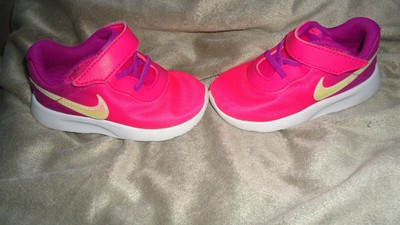 pink tanjun sandals