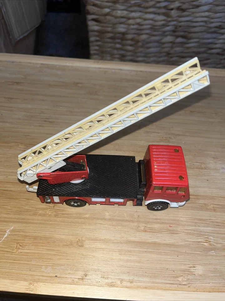 REPARACIONES Coche de Juguete Vintage Siku W. Alemania #2819 DL30 2232 Mercedes Bomberos #37 Foto 3 de 4