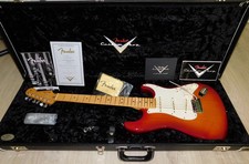 Fender Custom Shop Custom Classic Stratocaster Chitarra elettrica Aged Cherry 2010