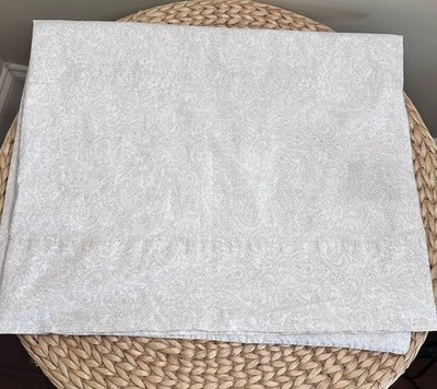 RALPH LAUREN Gray & White Fine Line Small Paisley Pillowcase Standard Cotton