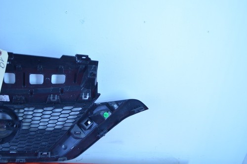17-19 NISSAN VERSA FRONT RADIATOR GRILLE OEM - Picture 3 of 17