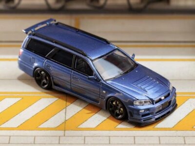NISSAN Stagea (R34)  - bluemetallic - Street Weapon 1:64