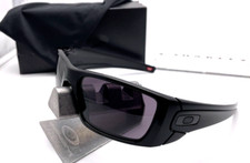OAKLEY FUEL CELL POLISHED BLACK W/ WARM GREY SUNGLASSES OO9096-01 AUTHENTIC NEW