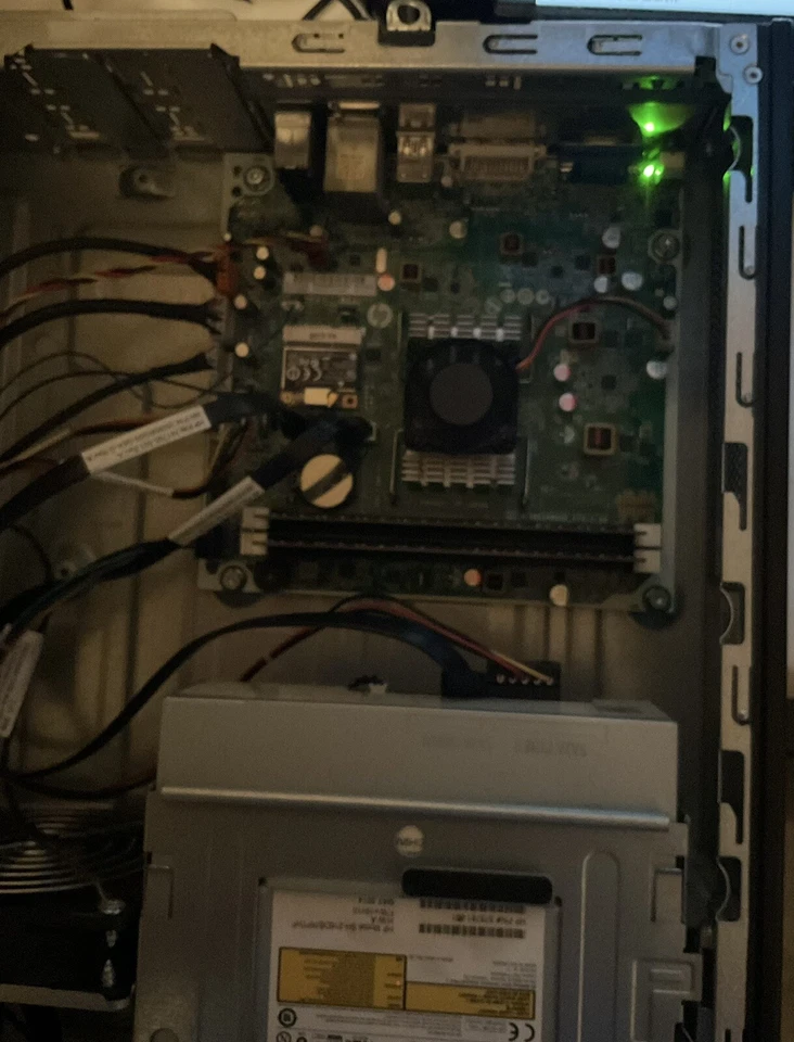 HP Pavilion Slimline 400-314 AMD E1-2500 1.4GHz 4GB RAM - Image 4 of 4