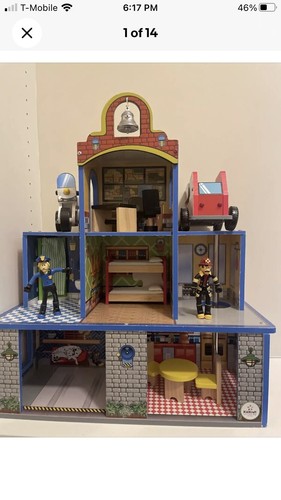 KidKraft Fire and Police Station With Fire Truck Motorcycle And Figures - Picture 10 of 10