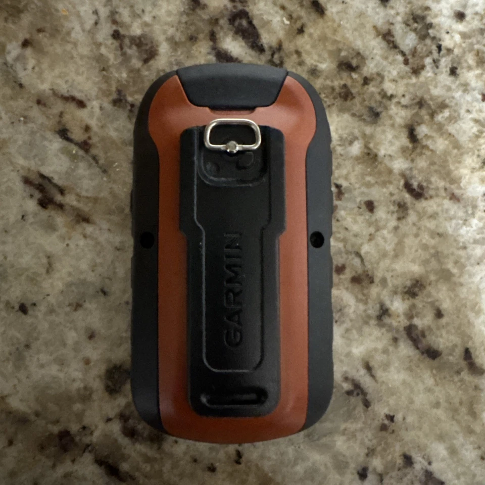 WORKING Garmin eTrex 20x Handheld GPS - NO ACCESSORIES * - Image 2 of 4