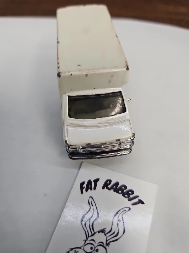 Matchbox Airport Shuttle - Vintage 1998 Chevy Chevrolet Transport Bus Mattel Toy - Image 3 of 4