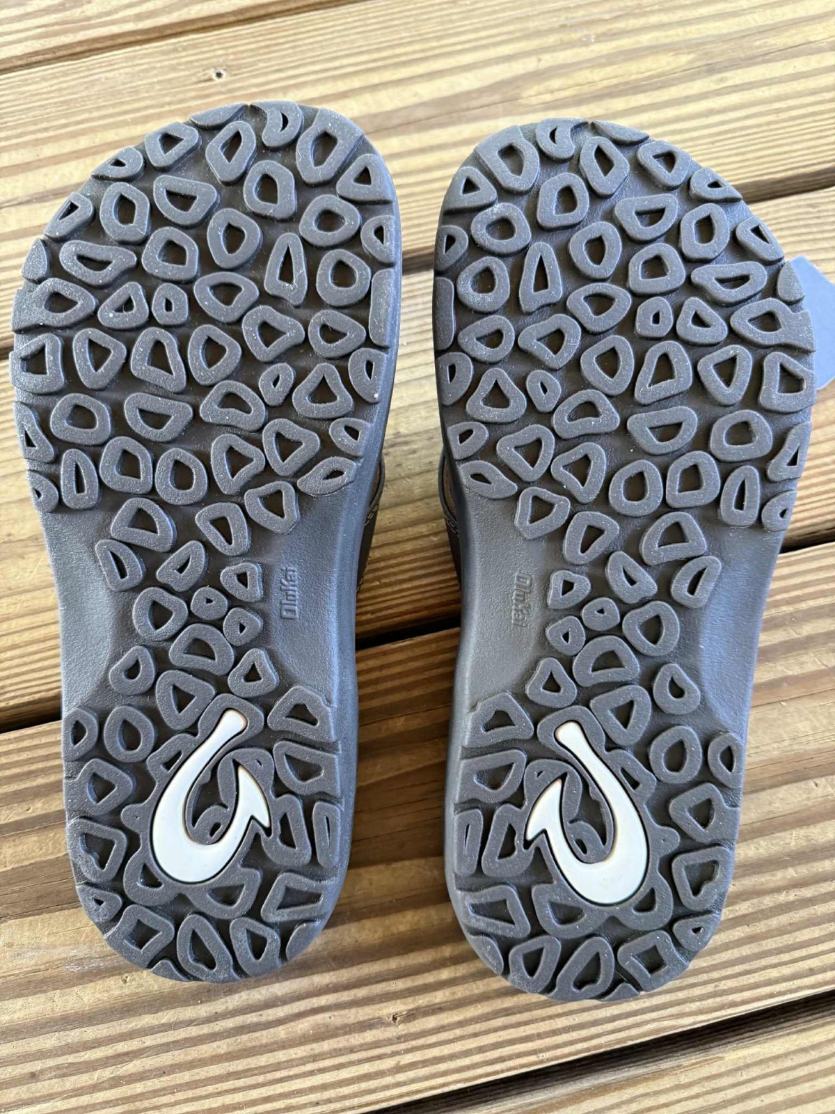 OLUKAI Ohana Men's Water Resistant Beach Sandals Dark Java Ray Size 7 Flip Flops image 5
