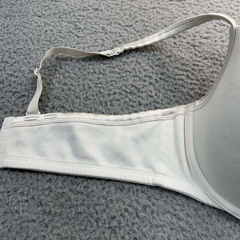 Sujetador Cacique 42DD T-Shirt Bra Lane Bryant Foto 4 de 4