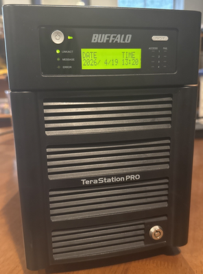 Buffalo TeraStation Pro TS-H0.0TGL/R5 4-Bay NAS, x4 500MB Drives