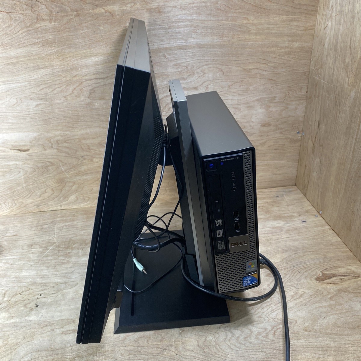 Dell OptiPlex 780 デスクトップPC Customize Dell Optiplex 780 Desktop Computer with Windows XP