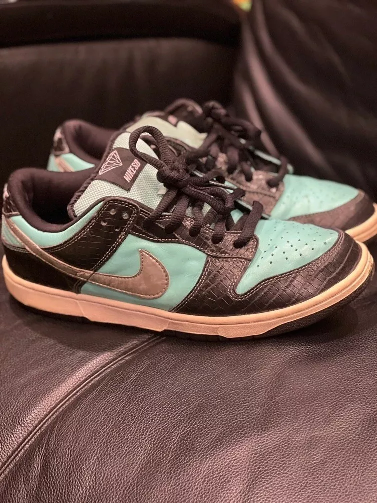 DIAMOND SUPPLY CO. ×NIKE SB DUNK LOW PRO