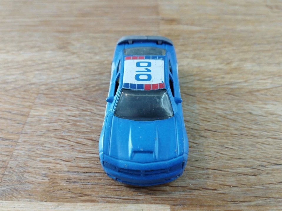 Coche de policía fundido a presión Hot Wheels HW City Works 2/10 (2010) azul Dodge Charger SRT8 Foto 2 de 4