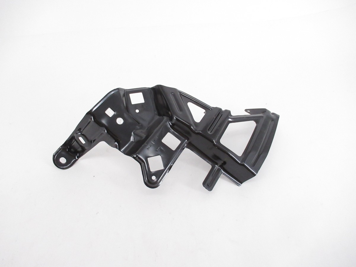 Genuine OEM Honda 60263-TBA-A00ZZ Driver Front Fender Bracket 2016