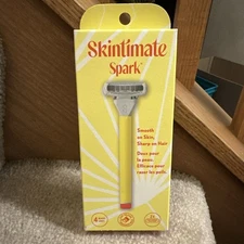 Skintimate Spark Women's 4 Blade Razor 1 Handle And 2 Refill Cartridges