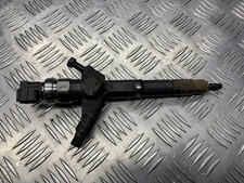 NISSAN ALMERA II Hatchback N16 Einspritzdüse AW420 2.20 Diesel 100kw 18134596