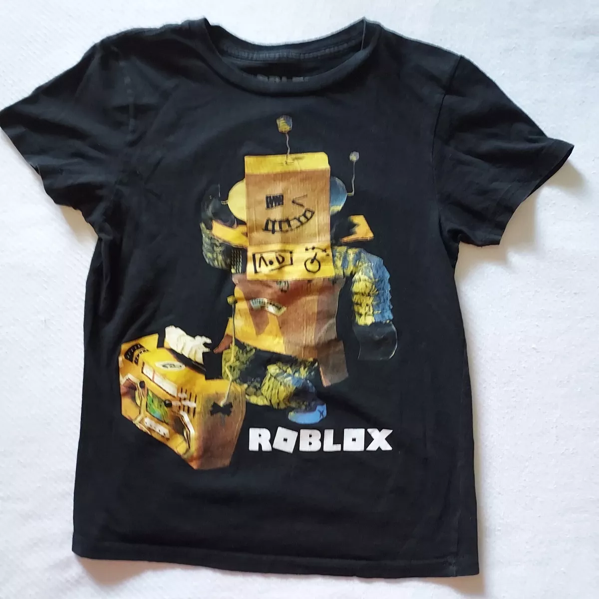 Black T-Shirt [+] - Roblox