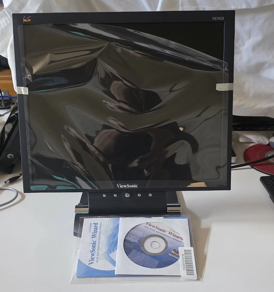 New - ViewSonic VA702B LCD Monitor - Image 2 of 4