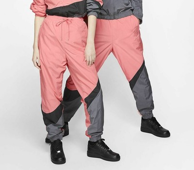 nike reflective swoosh woven pant