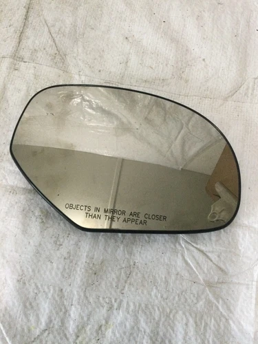 2013 Chevrolet Silverado 1500 Front Right Door Mirror Glass OEM