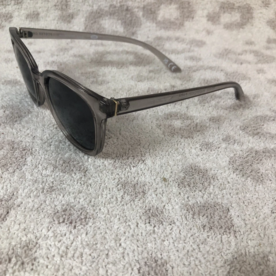 Gafas de sol Foster Grant SR1022 - marco gris translúcido redondo Foto 3 de 4