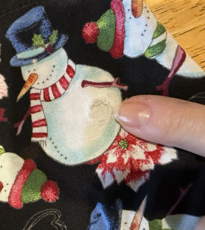 *FLAW* Tafford Scrub Top Womens Plus Size 2X Short Sleeve Snowman Winter - Image 2 of 3