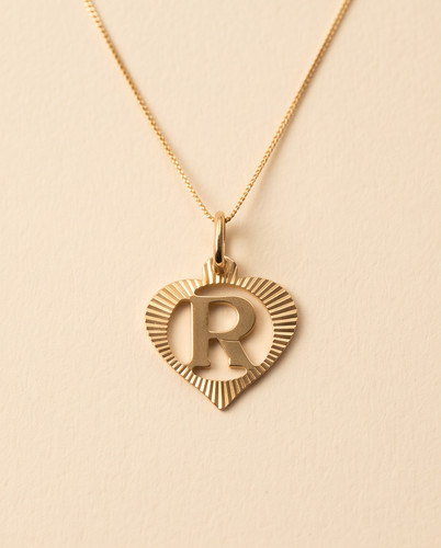 9ct Yellow Gold Initial 'R' Textured Heart Pendant 0.3g Preloved