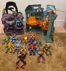 Vtg Masters Of The Universe Castle Greyskull, Snake Mountain, Lot Action Figures