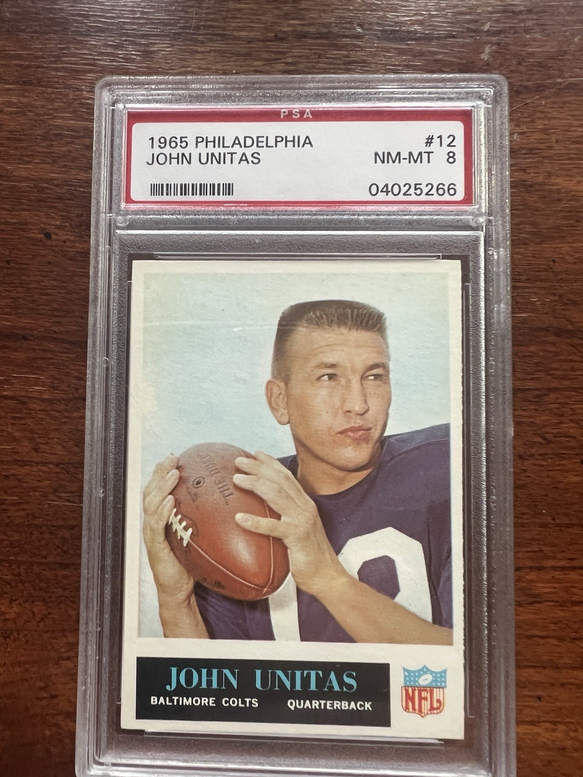 1965 Philadelphia #12 Johnny Unitas - Colts HOF QB PSA 8 Nice Card-