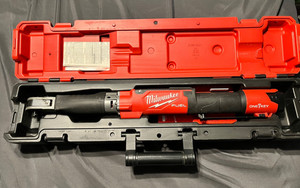 MILWAUKEE M12 Fuel 3/8” Digital Torque Wrench w/One Key 2465-20