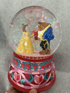 Disney Beauty and the Beast Musical Snow Globe Pink Hearts & Roses 6" Tall RARE!
