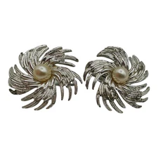 STARBURST Flower Vintage Sarah Coventry Clip On Silver Tone Earrings Faux Pearl